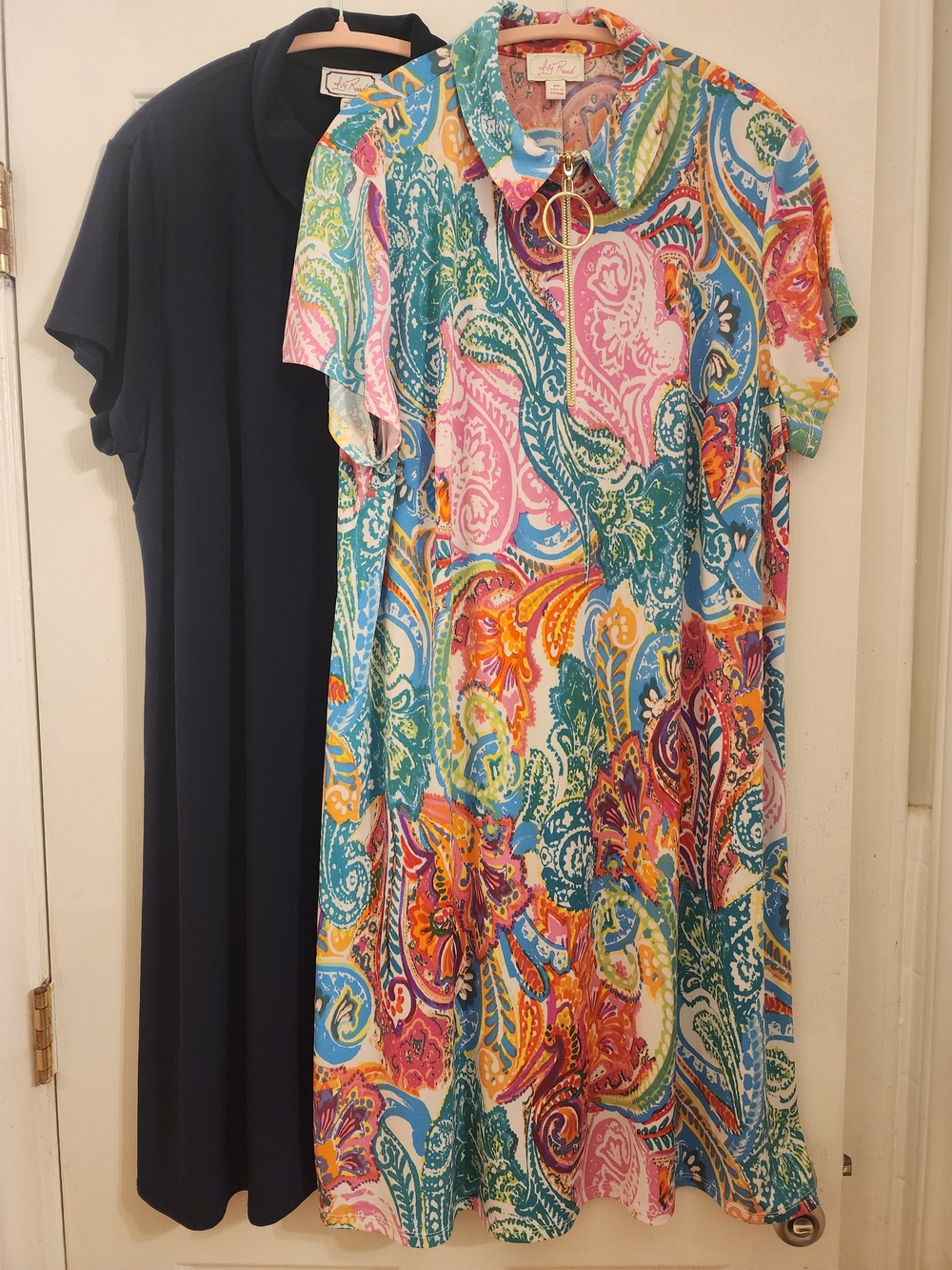 Ivy Road Bundle Bright Abstract flora/ Navy Blue dress in a size 2XL.